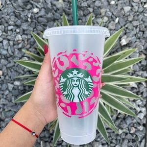 Cheetah around logo Starbucks cup